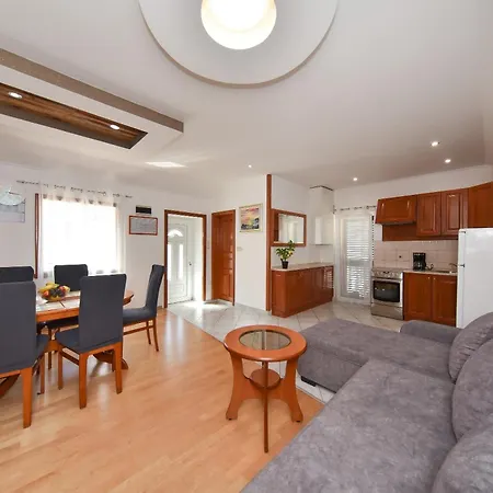 With Parking Space Privlaka, Zadar - 23640 Appartamento