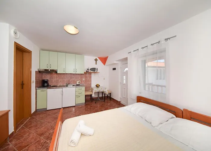 Apartment With Parking Space Privlaka, Zadar - 23640