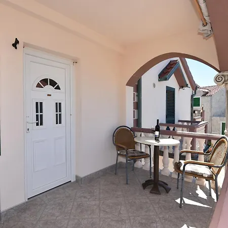 Apartamento With Parking Space Privlaka, Zadar - 23640